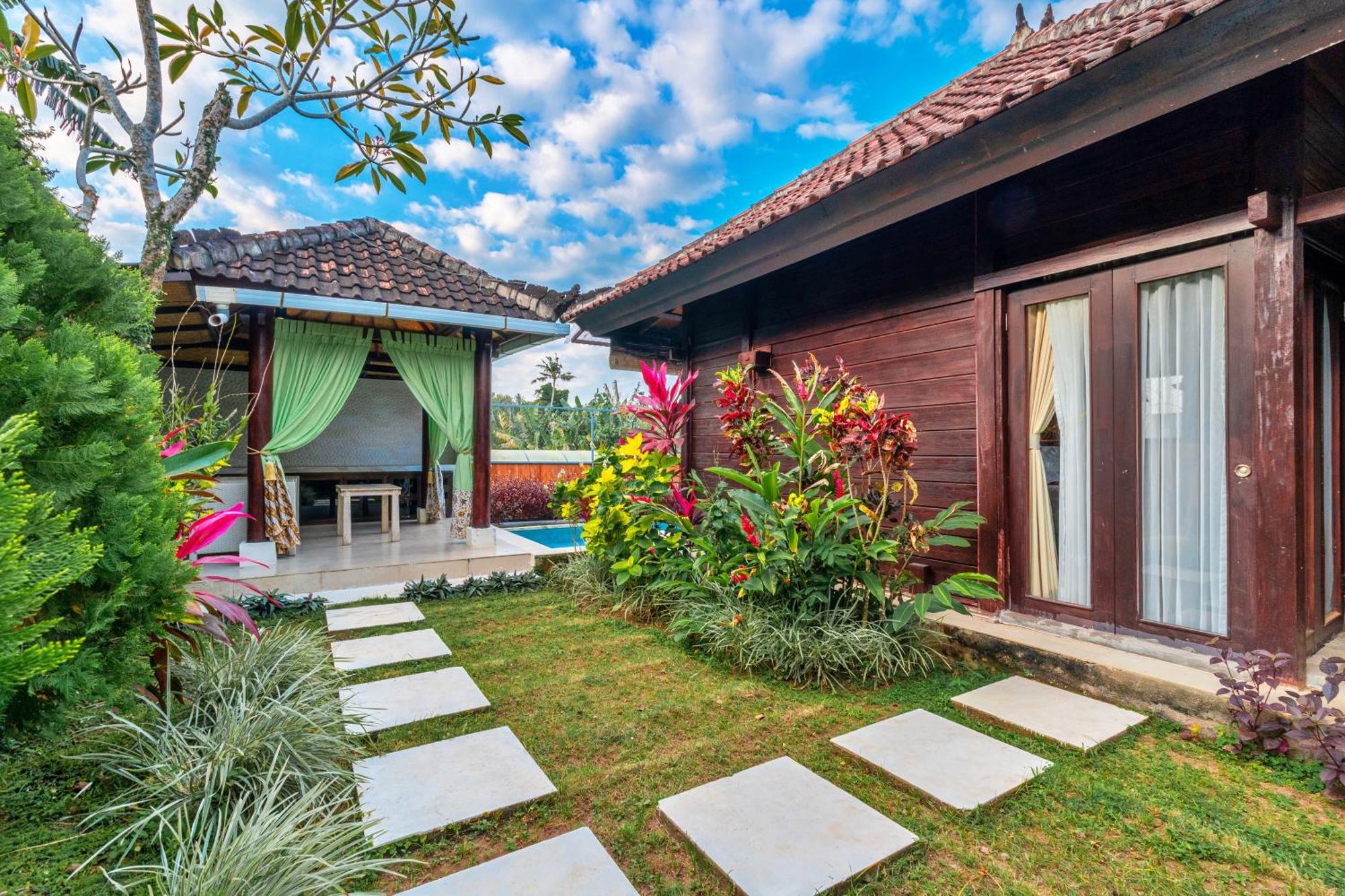Sukawati Sri Abi Ratu Villas מראה חיצוני תמונה